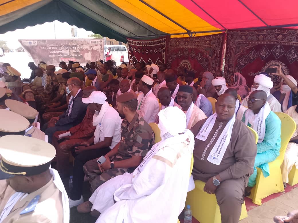 Invités réunis lors de l’inauguration de la mini-laiterie de Kabara