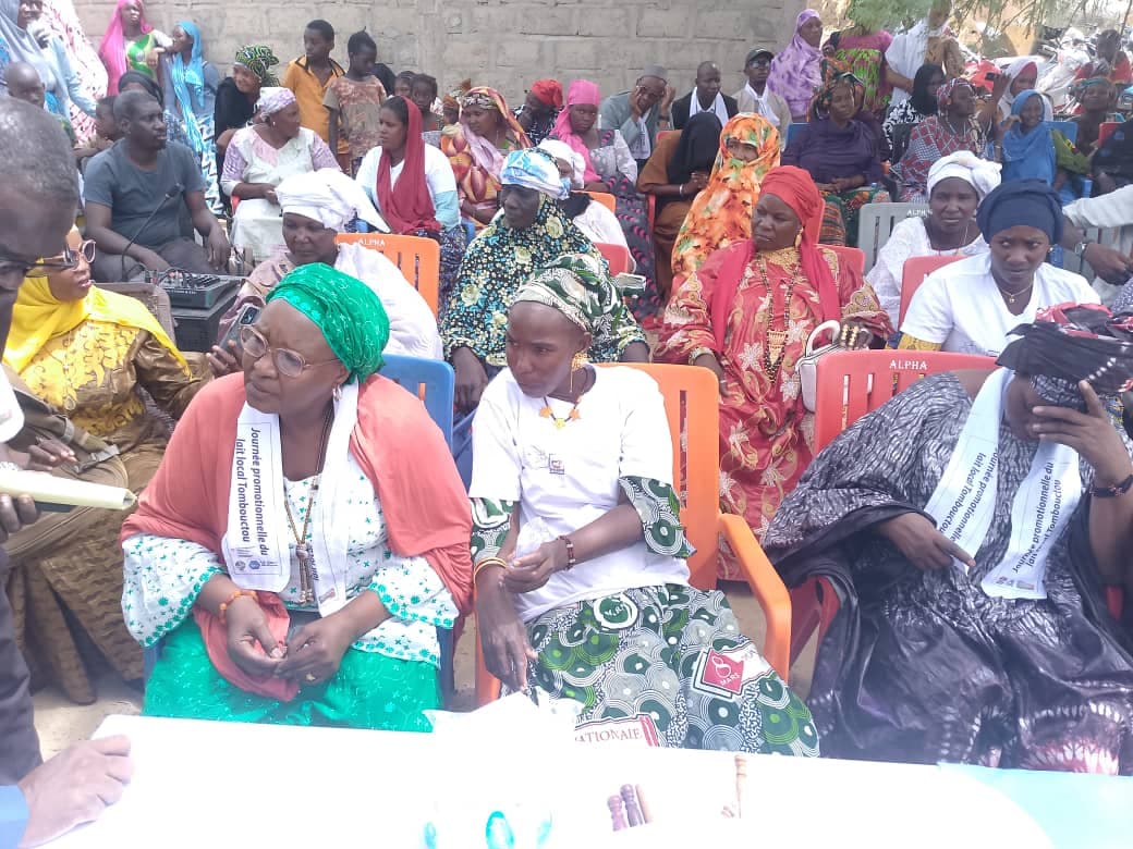 Participants à la journée promotionnelle du lait local de Tombouctou